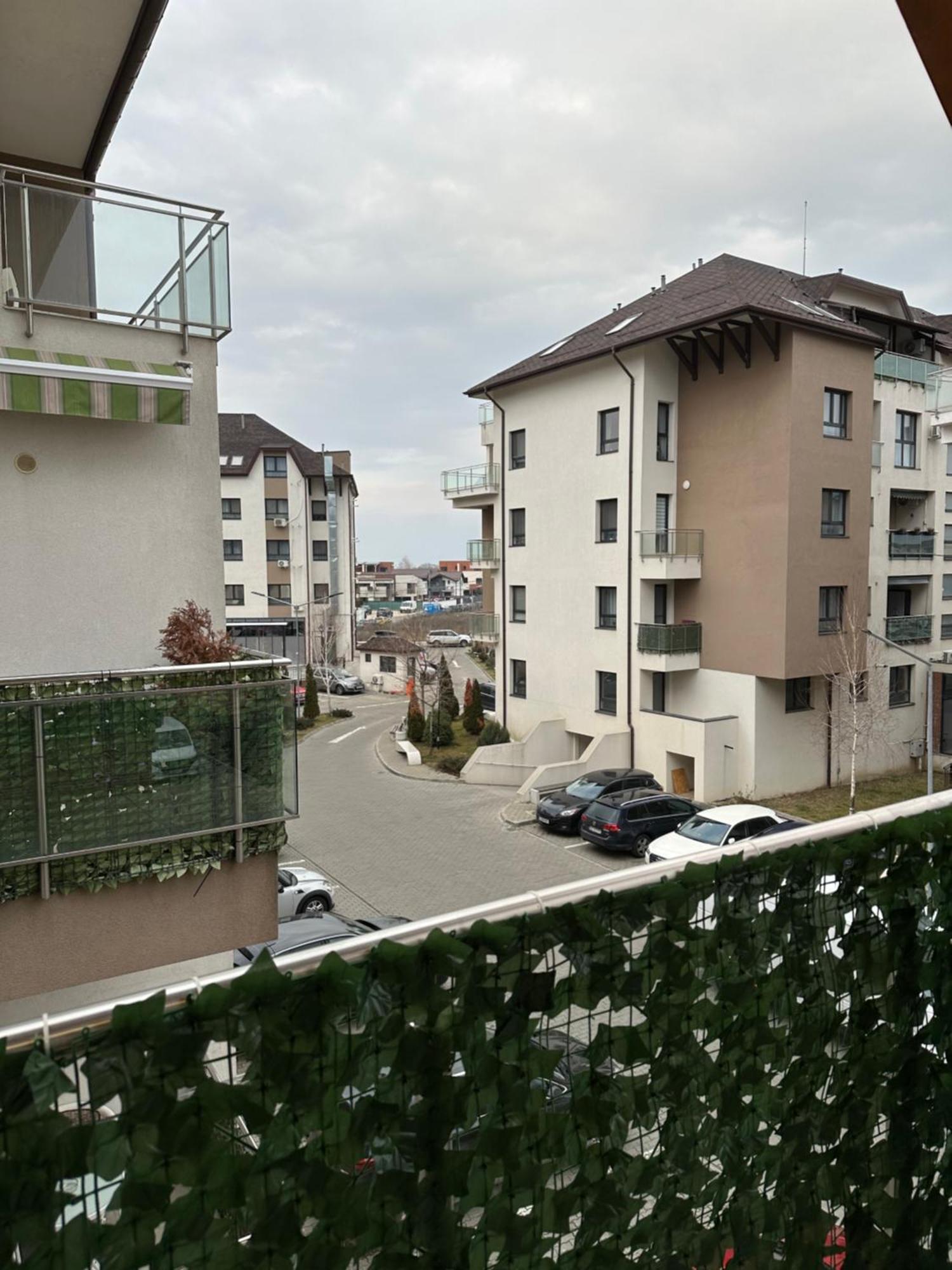 Toscana Apartments Отопень Екстер'єр фото