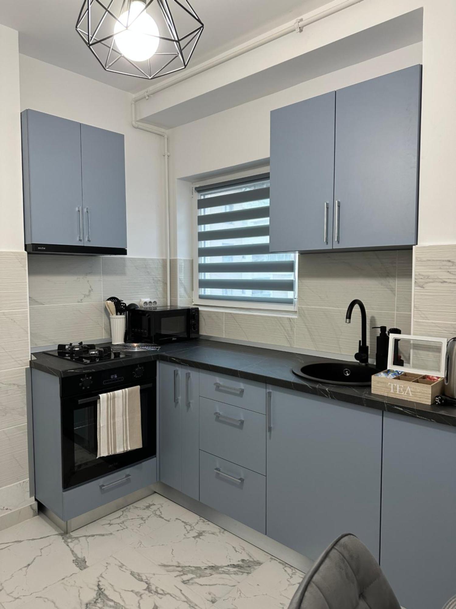 Toscana Apartments Отопень Екстер'єр фото