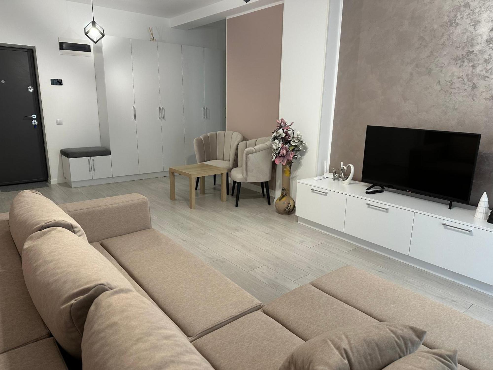 Toscana Apartments Отопень Екстер'єр фото