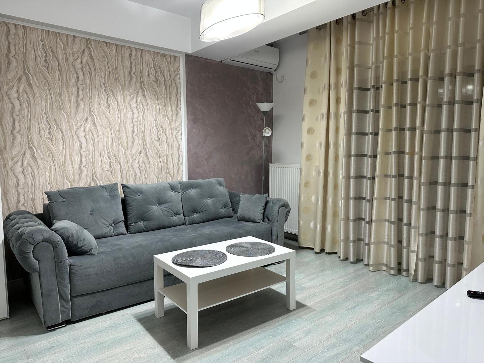 Toscana Apartments Отопень Екстер'єр фото